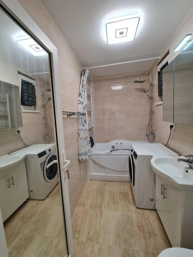 Luxury Panoramic Apartment ออราแด ภายนอก รูปภาพ